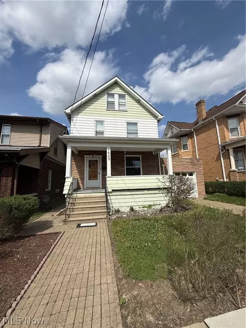 1609 Ridge Ave, Steubenville, OH 43952