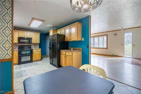 3900 Case Rd, Avon, OH 44011 photo 7