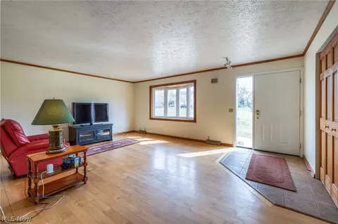 3900 Case Rd, Avon, OH 44011 photo 4