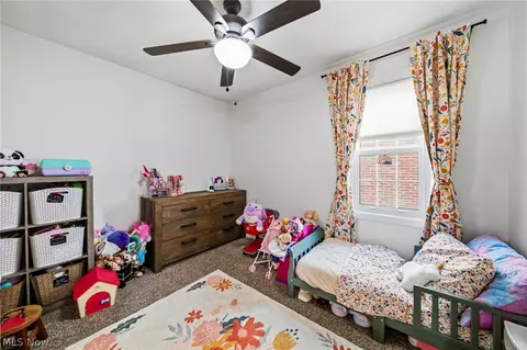 Bedroom - 1714 E 294th St, Wickliffe, OH 44092 photo 2 of 2