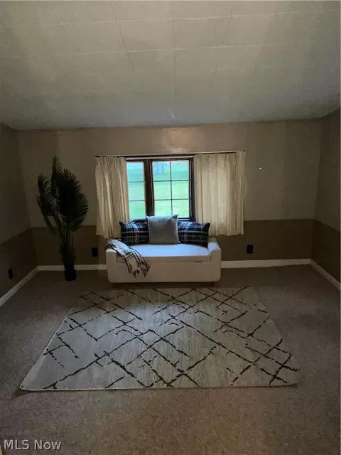 Living - 54 Melbourne Ave, Boardman, OH 44512 photo 2 of 2