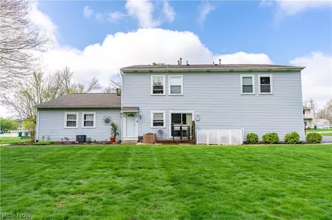 2491 Royal County Down Dr #C, Uniontown, OH 44685