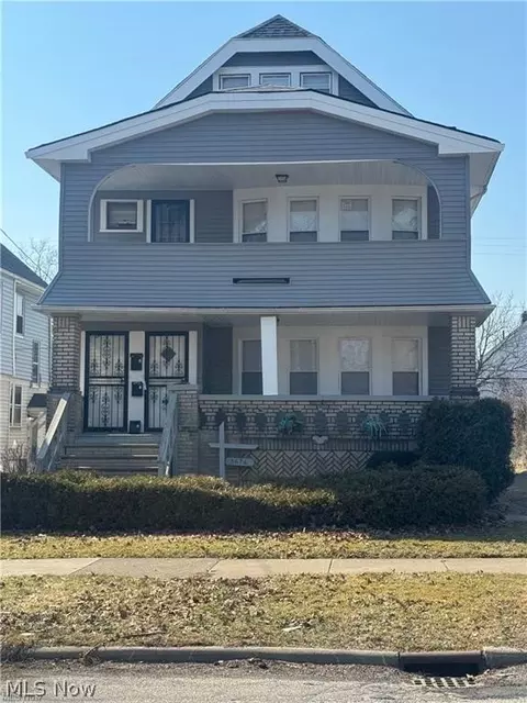 3676 E 154th St, Cleveland, OH 44120