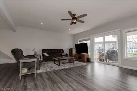 Living - 181 Larimar Dr, Willowick, OH 44095 photo 2 of 4