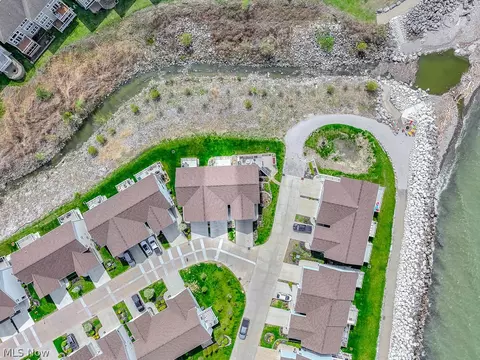 View/Area - 181 Larimar Dr, Willowick, OH 44095 photo 3 of 13