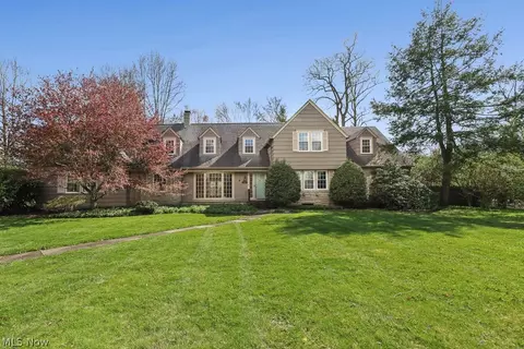 1134 Glamorgan St, Alliance, OH 44601