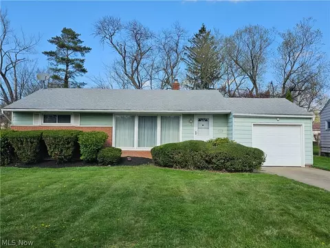 4087 Suffolk Rd, South Euclid, OH 44121