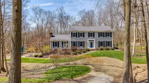 7306 Granby Dr, Hudson, OH 44236