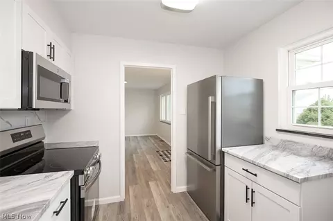 Kitchen - 199 E 235th St, Euclid, OH 44123 photo 1 of 2