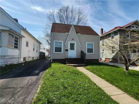 19850 Ormiston Ave, Euclid, OH 44119