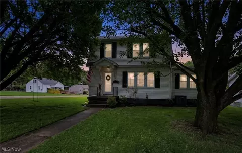 135 Overbaugh Ave, Saint Clairsville, OH 43950