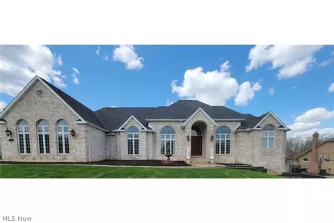 10584 Queens Way, North Royalton, OH 44133