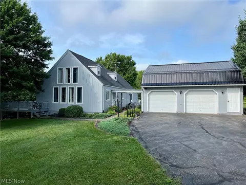 1368 Andora Rd NE, Carrollton, OH 44615