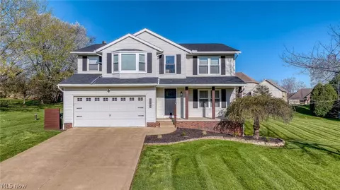 5242 Aster Ave NE, Canton, OH 44705