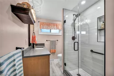 Bath - 2333 Maylo Path, Akron, OH 44312 photo 1 of 3