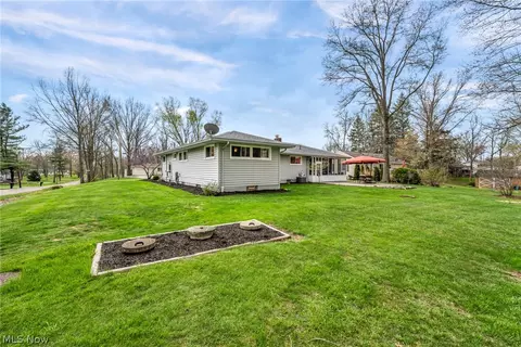 Exterior - 2333 Maylo Path, Akron, OH 44312 photo 8 of 9