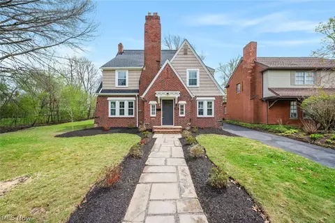 3305 Enderby Rd, Shaker Heights, OH 44120