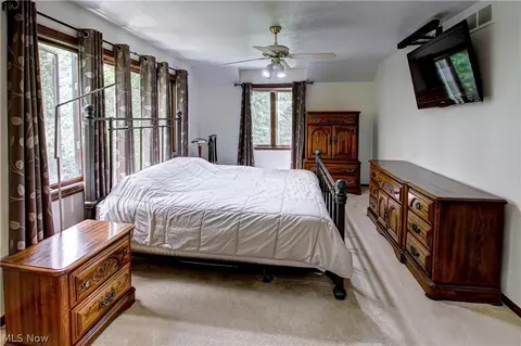 Bedroom - 77 Carr Rd, Hinckley, OH 44233 photo 2 of 8