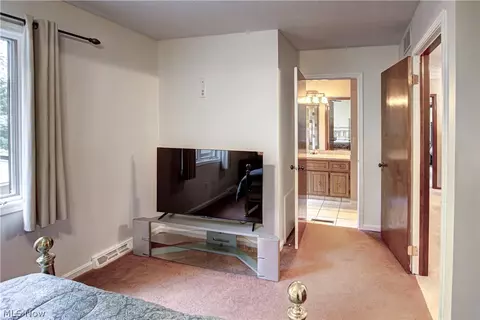Bedroom - 77 Carr Rd, Hinckley, OH 44233 photo 8 of 8
