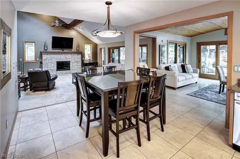 Dining - 77 Carr Rd, Hinckley, OH 44233 photo 1 of 4