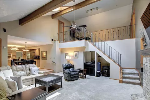 Living - 77 Carr Rd, Hinckley, OH 44233 photo 2 of 2