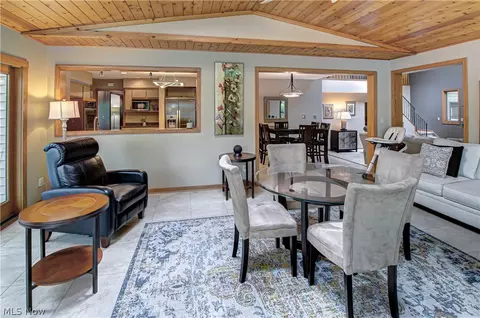 Dining - 77 Carr Rd, Hinckley, OH 44233 photo 3 of 4