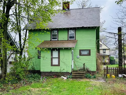 4721 Topper Ave, Ashtabula, OH 44004 photo 2