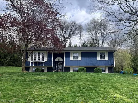 3359 Schneiders Crossing Rd NW, Dover, OH 44622