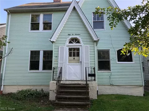 5219 Vandalia Ave, Cleveland, OH 44144