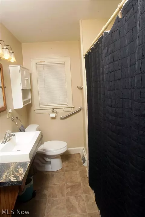 345 Roslyn Ave NW, Canton, OH 44708 photo 17