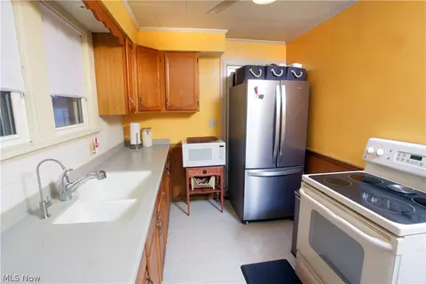 345 Roslyn Ave NW, Canton, OH 44708 photo 8