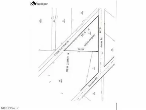 34 E Aurora Rd, Twinsburg, OH 44087