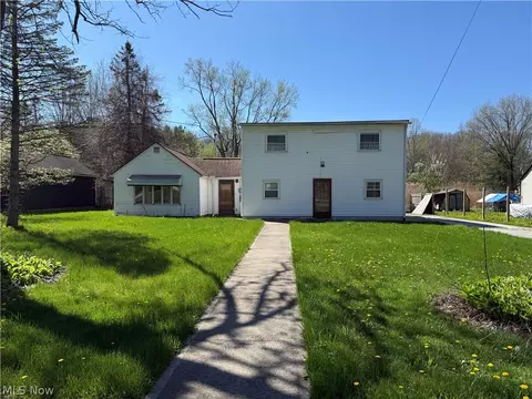 1420 Howe Dr, Brimfield, OH 44240