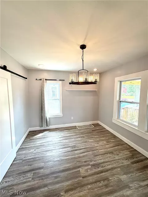 Dining - 1745 E 30th St, Lorain, OH 44055 photo 1 of 1