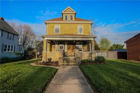 1118 N Chapel St, Louisville, OH 44641