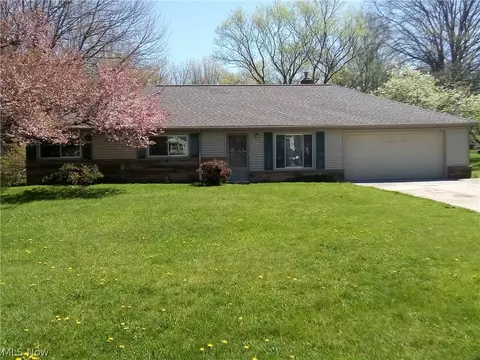 421 Harris Rd, Richmond Heights, OH 44143