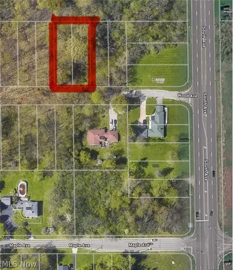 Wood Avenue, Boardman, OH 44512