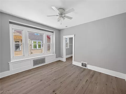 1850 E 32nd St, Lorain, OH 44055 photo 3