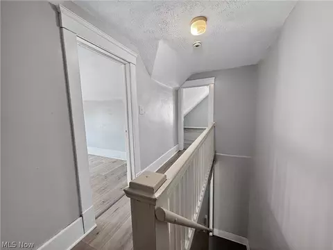 Entry Way - 1850 E 32nd St, Lorain, OH 44055 photo 2 of 2