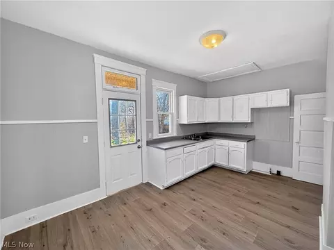 1850 E 32nd St, Lorain, OH 44055 photo 5