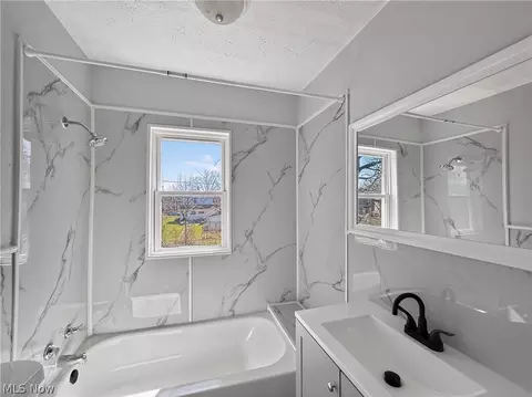 Bath - 1850 E 32nd St, Lorain, OH 44055 photo 2 of 2