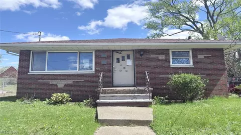 785 Brittain Rd, Akron, OH 44305