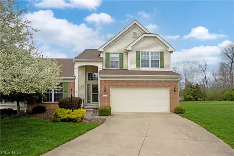 5514 Hideaway Dr, Medina, OH 44256