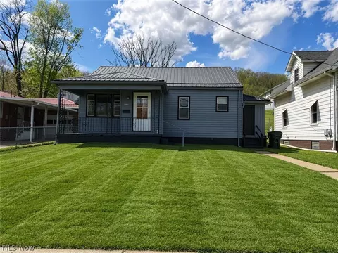 2309 Commercial Ave, Mingo Junction, OH 43938