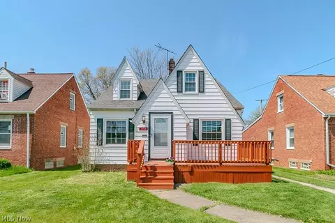 4038 W 140th St, Cleveland, OH 44135