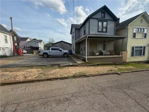 316 Grant St, East Liverpool, OH 43920
