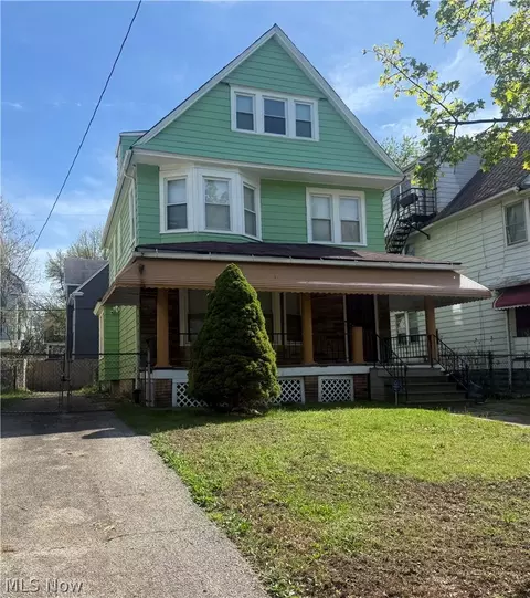 10318 Somerset Ave, Cleveland, OH 44108