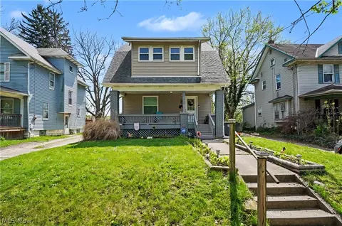72 E Ido Ave, Akron, OH 44301