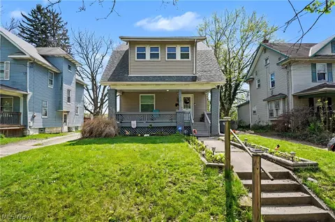 72 E Ido Ave, Akron, OH 44301