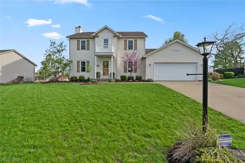 114 Shawnee Cir, Louisville, OH 44641